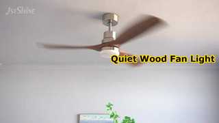 আলো সহ শান্ত কাঠের সিলিং ফ্যান